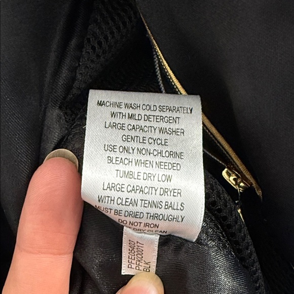 Calvin Klein Performance Black Hooded Puffer Jacket - Picture 9 of 13